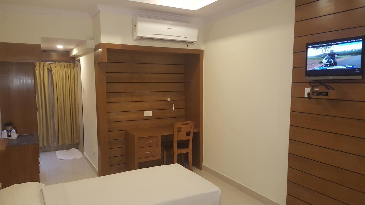 Sree Gokulam Residency Hotel Thrissur Eksteriør billede