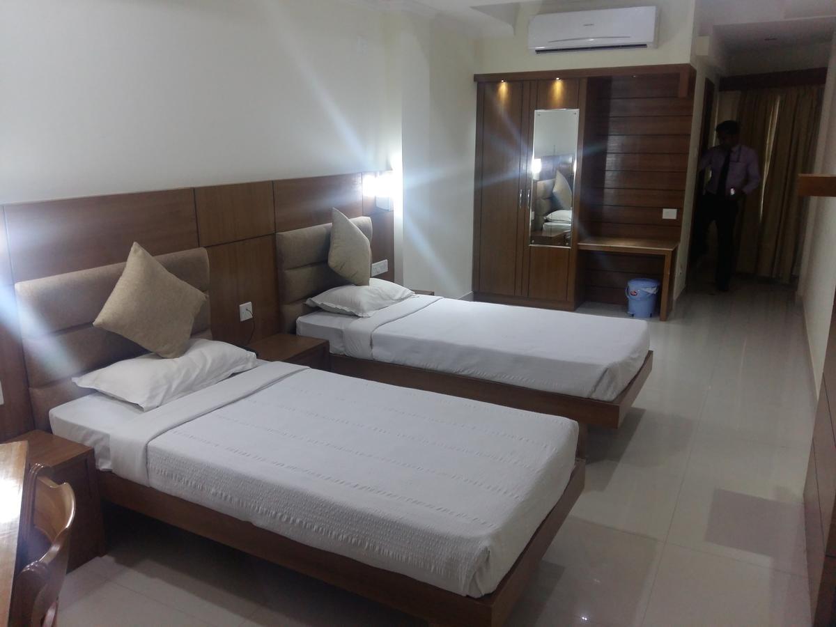 Sree Gokulam Residency Hotel Thrissur Eksteriør billede