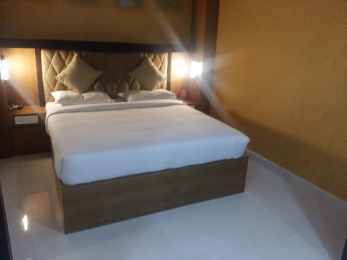 Sree Gokulam Residency Hotel Thrissur Eksteriør billede