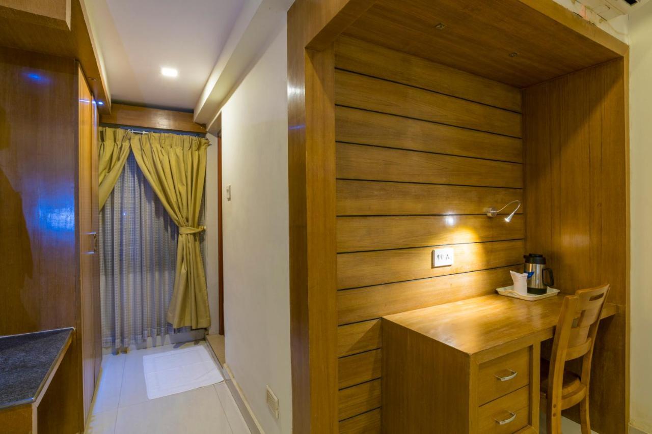 Sree Gokulam Residency Hotel Thrissur Eksteriør billede
